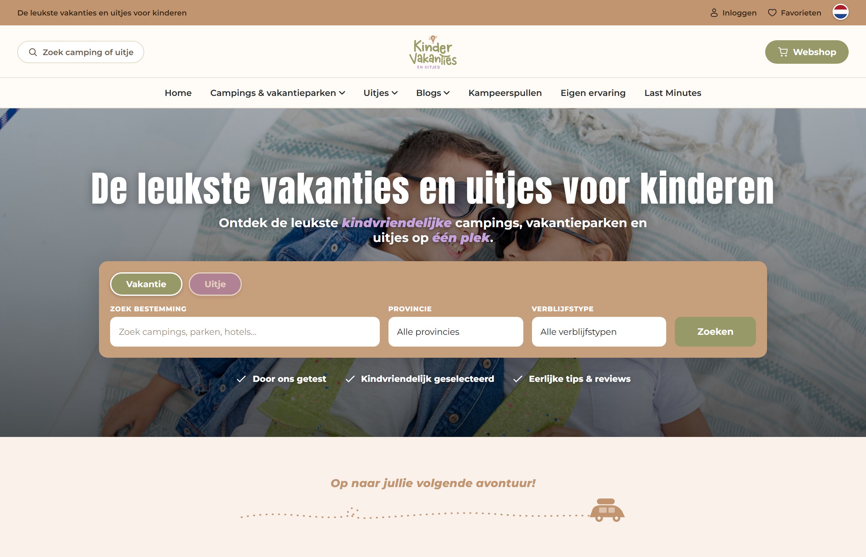 Homepage van Kindervakanties en Uitjes met zoekbalk op provincie en verblijfstype voor kindvriendelijke campings